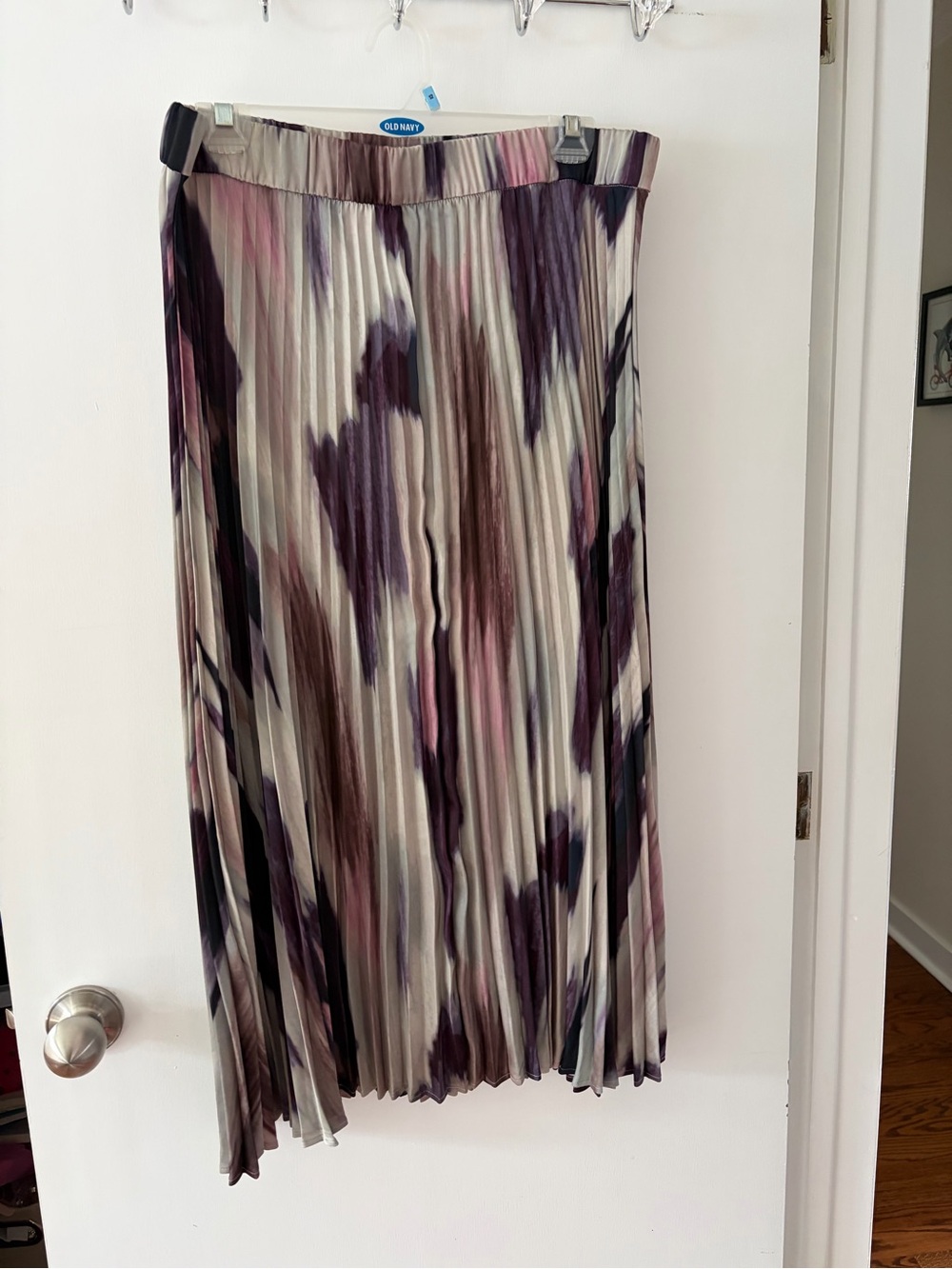 Reitman’s Pleated Midi Skirt - Cream with Purple & Pink Wash